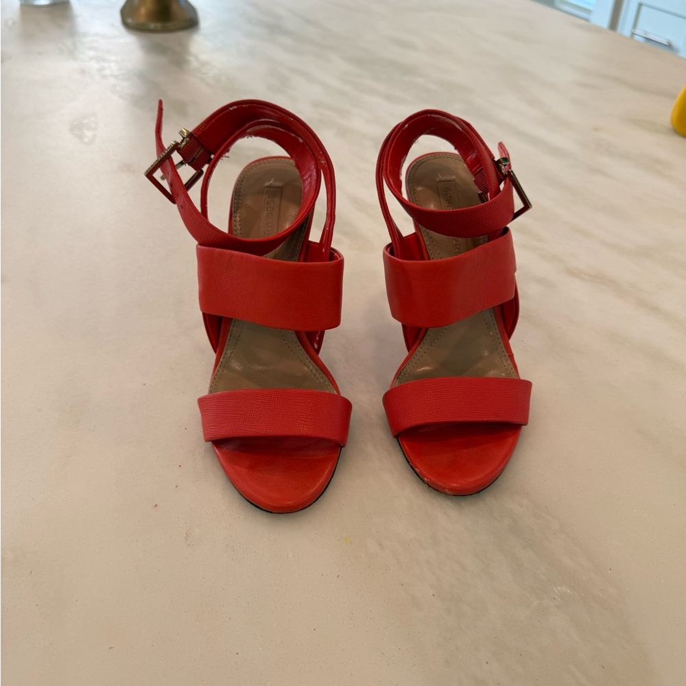 BCBG Strappy Summer Women's heels sz 6.5